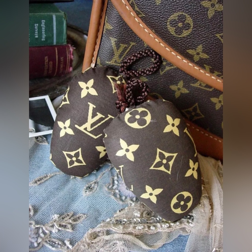 RARE Vintage LOUIS VUITTON Shoe Inserts Forms Trees Travel Wardrobe Accessory